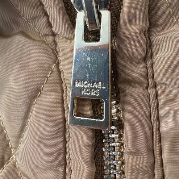 Michael Kors Tan Quilted Jacket W/ Sherpa Collar Zip Closure Womens Size M - Picture 16 of 16